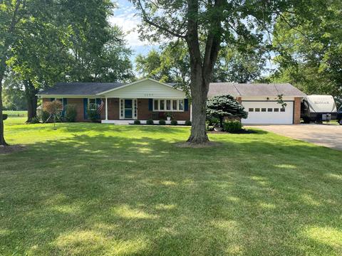 1157 Dunkle Rd, Circleville, OH 43113 photo 1