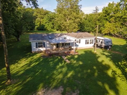 4070 Martin Dr, Springfield, OH 45502 photo 1