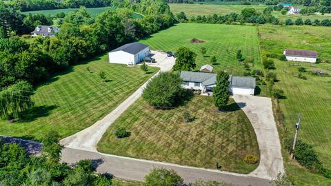 18595 Ringgold Southern Rd, Circleville, OH 43113 photo 1