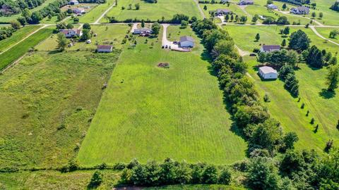 18595 Ringgold Southern Rd, Circleville, OH 43113 photo 3