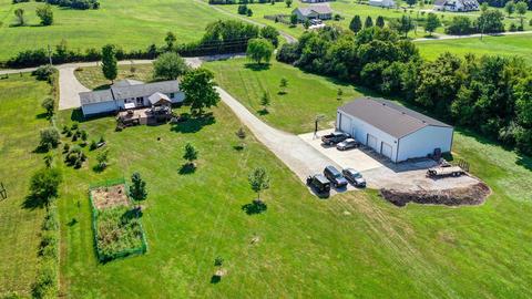 18595 Ringgold Southern Rd, Circleville, OH 43113 photo 4