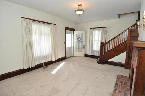 478 E Main St, Circleville, OH 43113 photo 5
