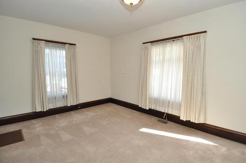 478 E Main St, Circleville, OH 43113 photo 4