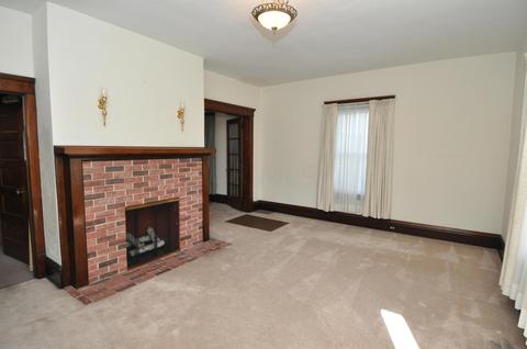 478 E Main St, Circleville, OH 43113 photo 3