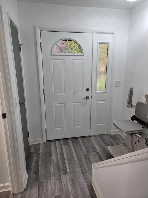 397 Shell Ct E, Whitehall, OH 43213 photo 5