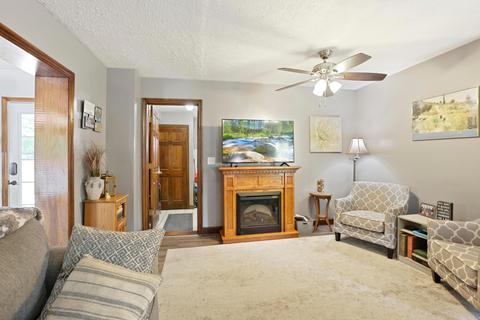 84 W North St, Lithopolis, OH 43136 photo 10