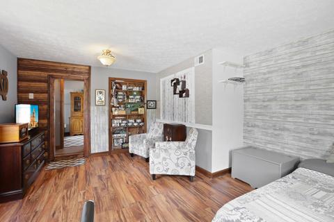 84 W North St, Lithopolis, OH 43136 photo 19