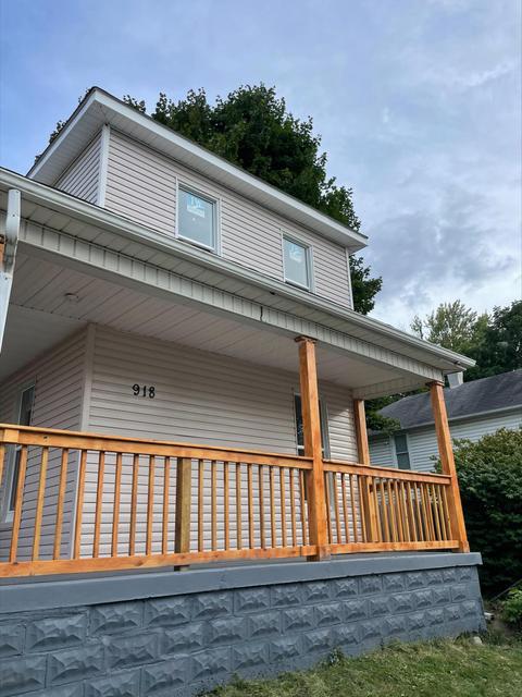 918 Elder St, Springfield, OH 45505 photo 2