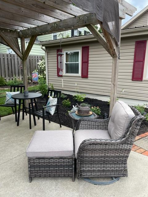 120 Seyfert Ave, Circleville, OH 43113 photo 1