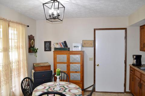 2120 Manhattan Blvd, Springfield, OH 45504 photo 13