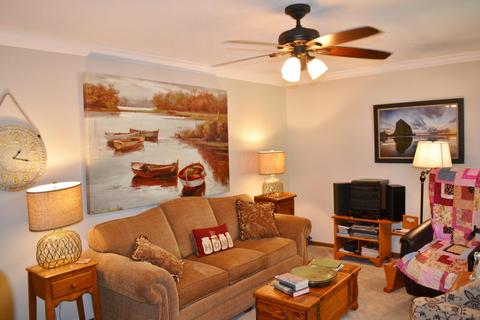 2120 Manhattan Blvd, Springfield, OH 45504 photo 4
