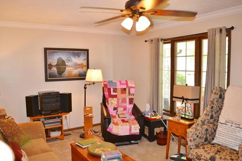 2120 Manhattan Blvd, Springfield, OH 45504 photo 5