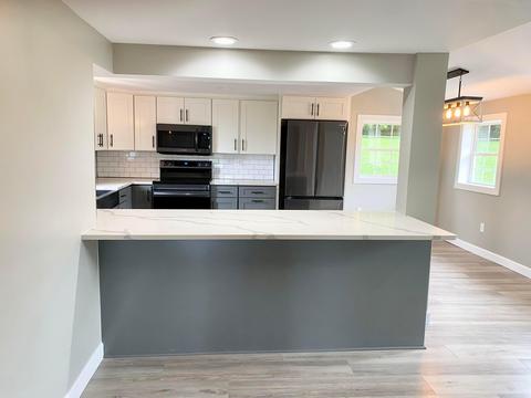 470 Irving Wick Dr E, Heath, OH 43056 photo 6