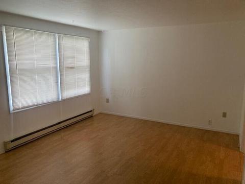 674 E Main St, Newark, OH 43055 photo 7