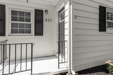 837 Atwater Ave, Circleville, OH 43113 photo 3