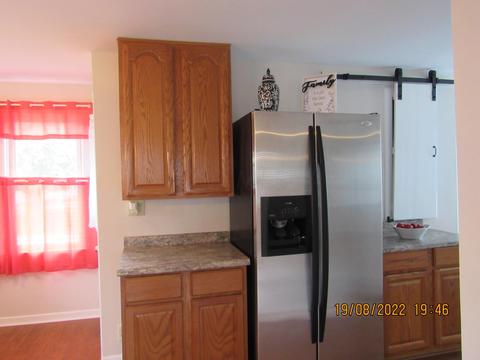 451 E Franklin St, Circleville, OH 43113 photo 9