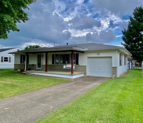 1064 Georgia Rd, Circleville, OH 43113 photo 3