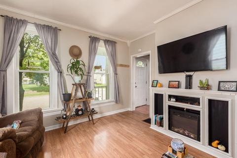 531 E Franklin St, Circleville, OH 43113 photo 9