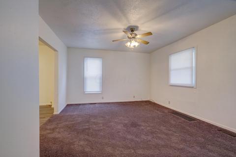 686 Silver St, Marion, OH 43302 photo 6