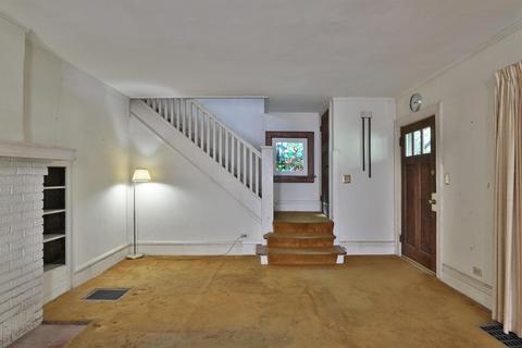 223 E Tulane Rd, Columbus, OH 43202 photo 5
