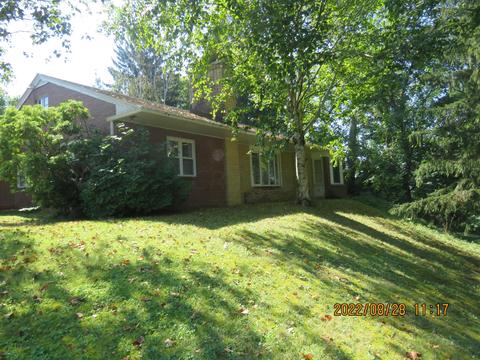 320 Warner Ave, Logan, OH 43138 photo 4