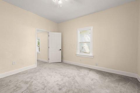 661 E Mound St, Circleville, OH 43113 photo 6