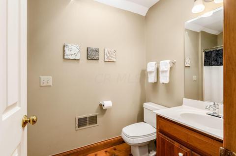 200 Paddock Cir E, Powell, OH 43065 photo 36