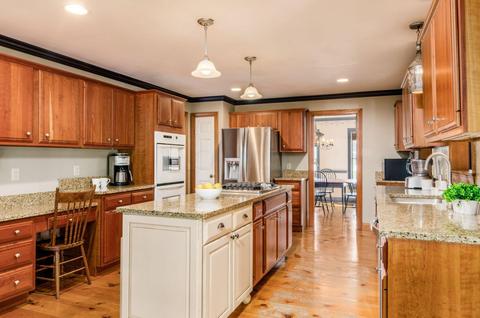 200 Paddock Cir E, Powell, OH 43065 photo 11