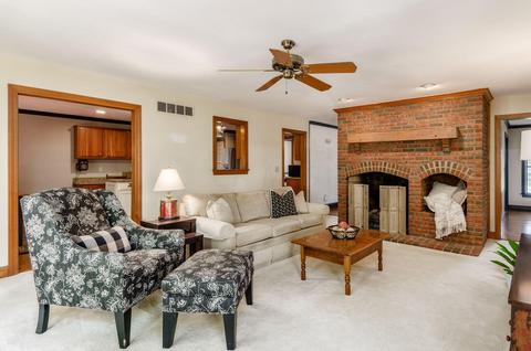 200 Paddock Cir E, Powell, OH 43065 photo 19