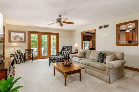 200 Paddock Cir E, Powell, OH 43065 photo 18