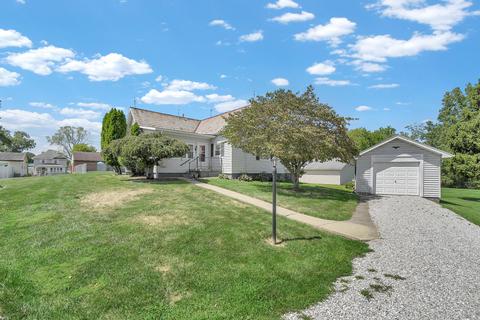 113 N 7th St, Hebron, OH 43025 photo 1