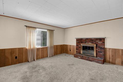 113 N 7th St, Hebron, OH 43025 photo 4