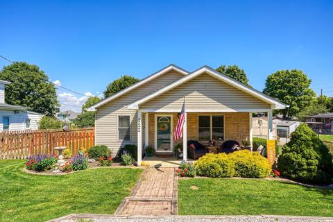 222 E South St, Lithopolis, OH 43136 photo 1