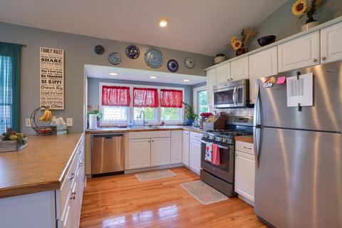222 E South St, Lithopolis, OH 43136 photo 12