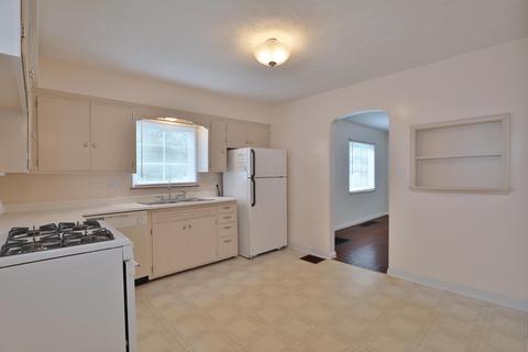 84 E Stanton Ave, Columbus, OH 43214 photo 11