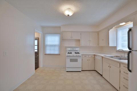 84 E Stanton Ave, Columbus, OH 43214 photo 9