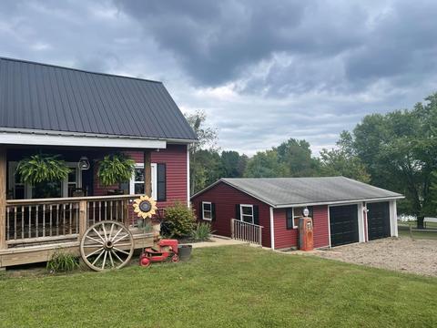 821 Clark St, Philo, OH 43771 photo 5
