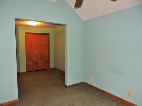 251 Miller Ct, Elyria, OH 44035 photo 10