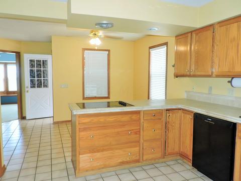 251 Miller Ct, Elyria, OH 44035 photo 4