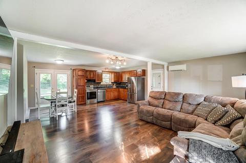 6959 Joseph Dr, Enon, OH 45323 photo 5