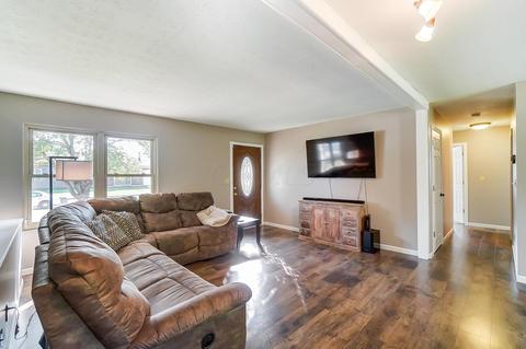 6959 Joseph Dr, Enon, OH 45323 photo 7