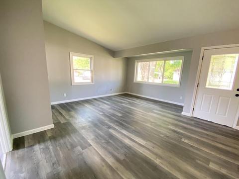 483 Stella Ave, Circleville, OH 43113 photo 12