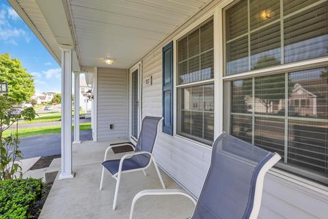 857 Salinger Dr, Lithopolis, OH 43136 photo 2