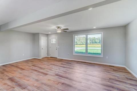 2357 Moorefield Rd, Springfield, OH 45502 photo 9