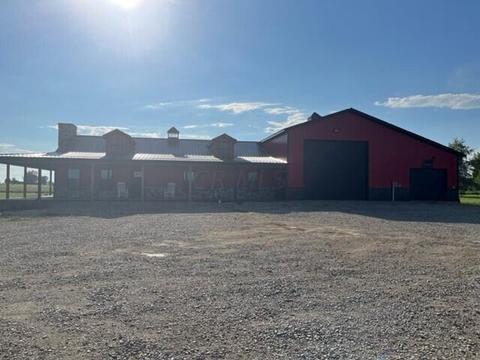 23561 Smith-hulse Rd, Circleville, OH 43113 photo 3