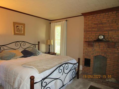 163 W Union St, Circleville, OH 43113 photo 11