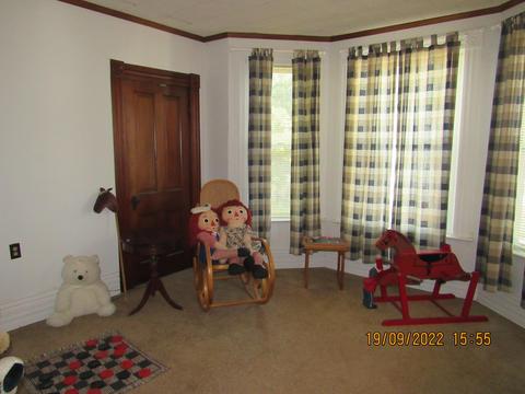 163 W Union St, Circleville, OH 43113 photo 10