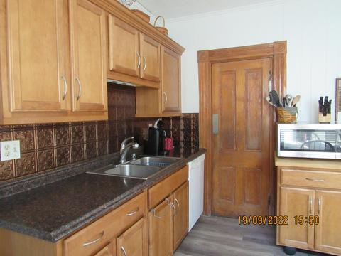 163 W Union St, Circleville, OH 43113 photo 8