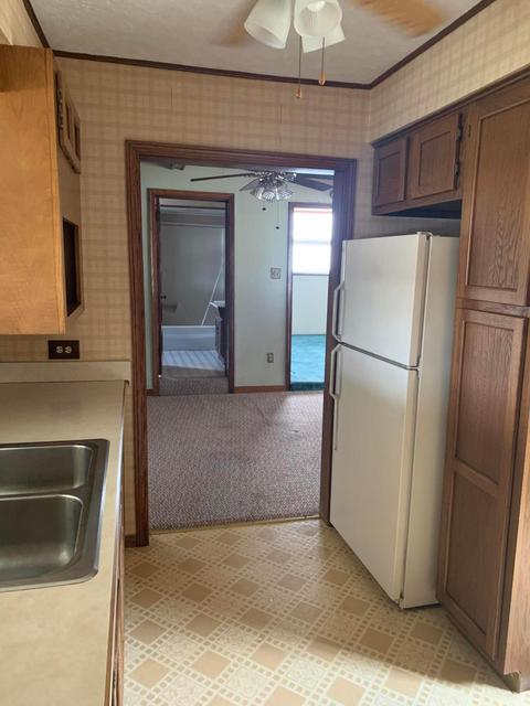 165 Corning Ave, Corning, OH 43730 photo 23