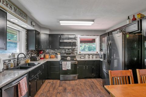 3152 E High St, Newark, OH 43055 photo 7